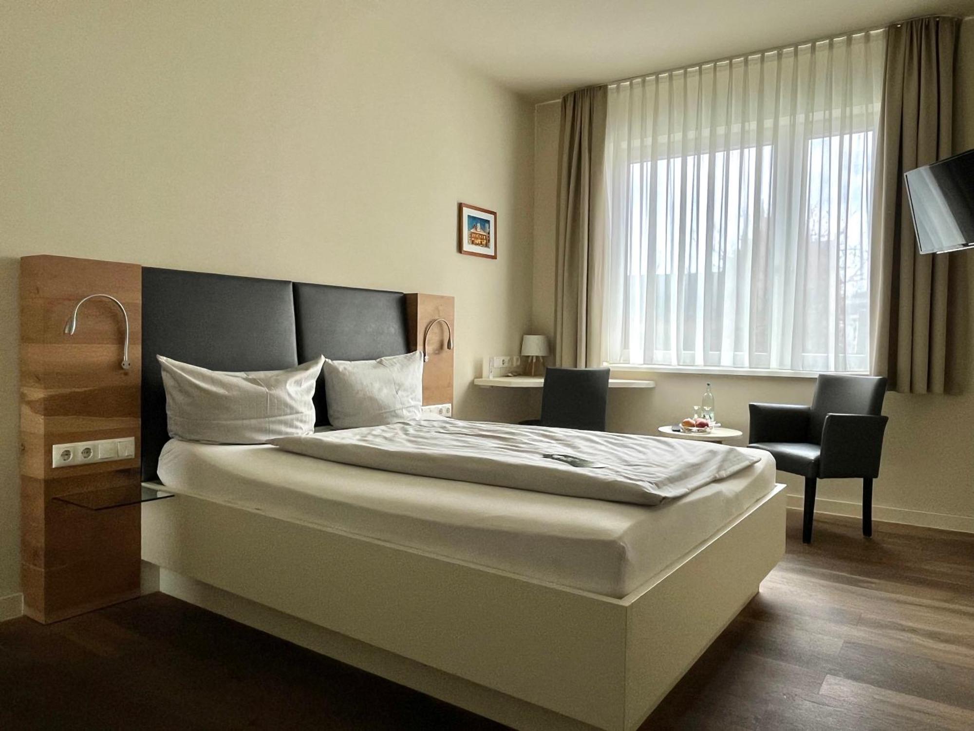 Zur Noll Hotel